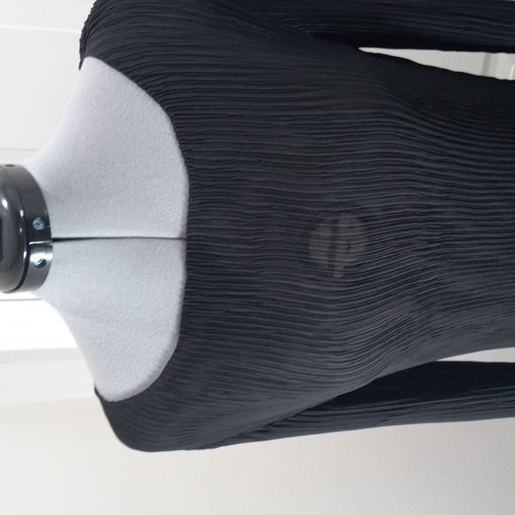 EILEEN FISHER  Black Ribbed Top Size Med - Picture 2 of 6